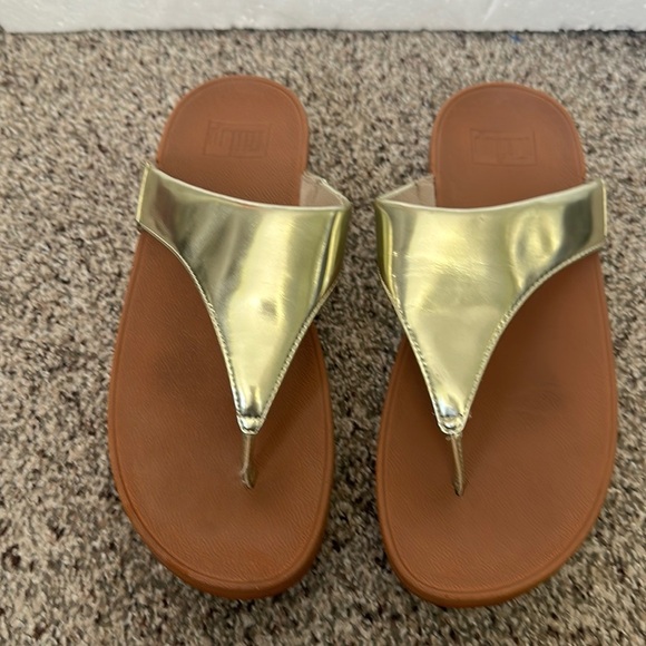 Fit flop metallic gold  lulu sandals size 9 - Picture 4 of 11